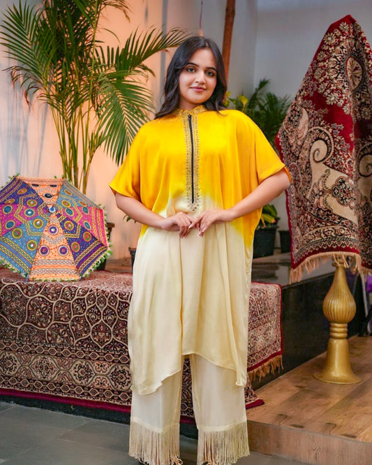 Elegant Two-Tone Kaftan Set with Fringe Detail