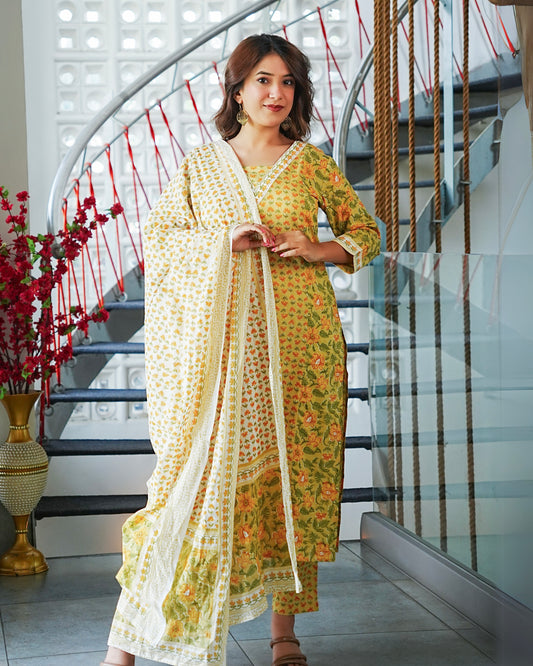 Sunehri Handblock Floral Kurta Set