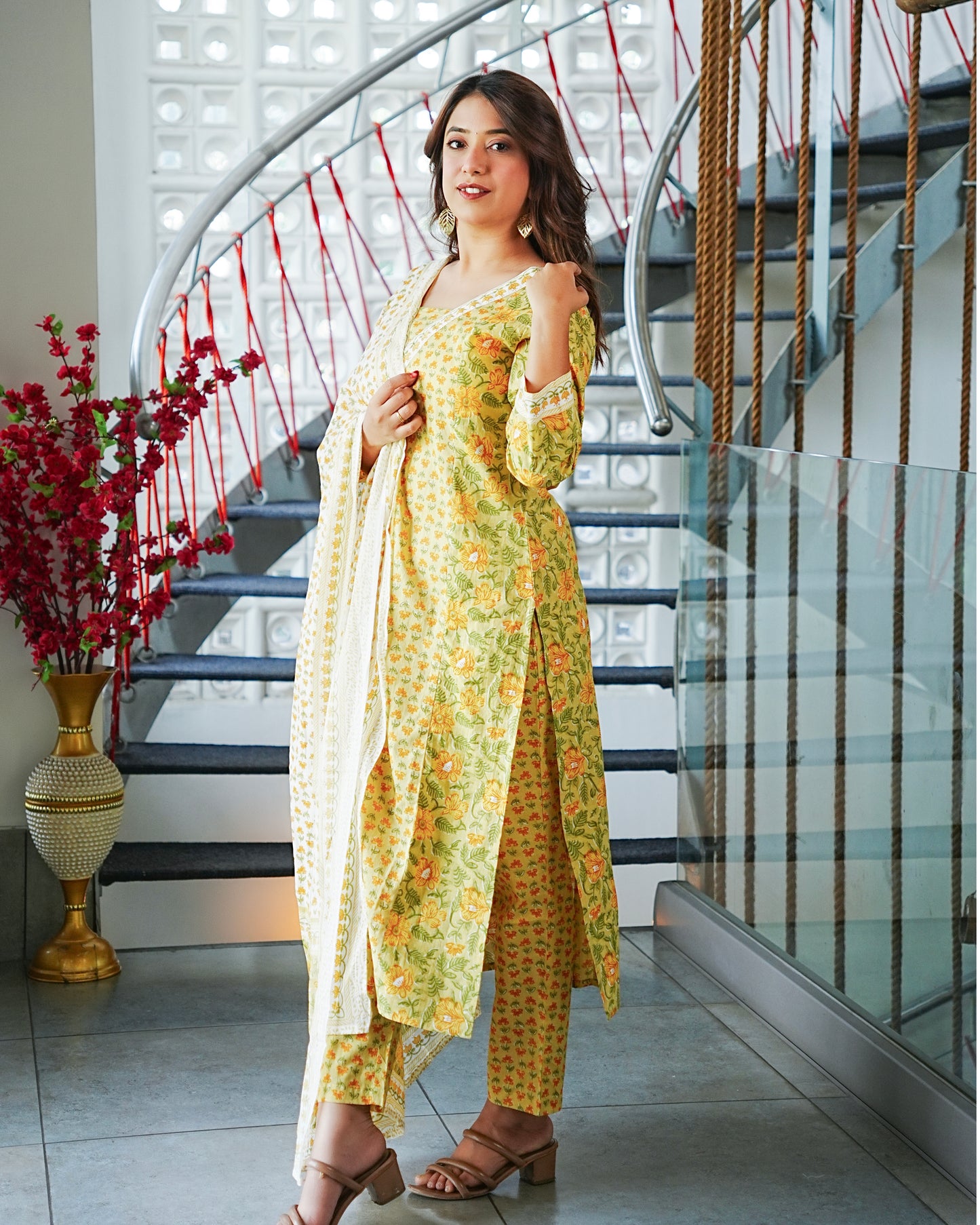Sunehri Handblock Floral Kurta Set