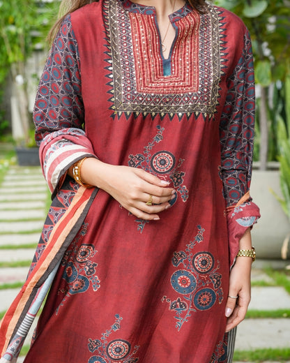 Marron Elegance – Muslin Kurta Set